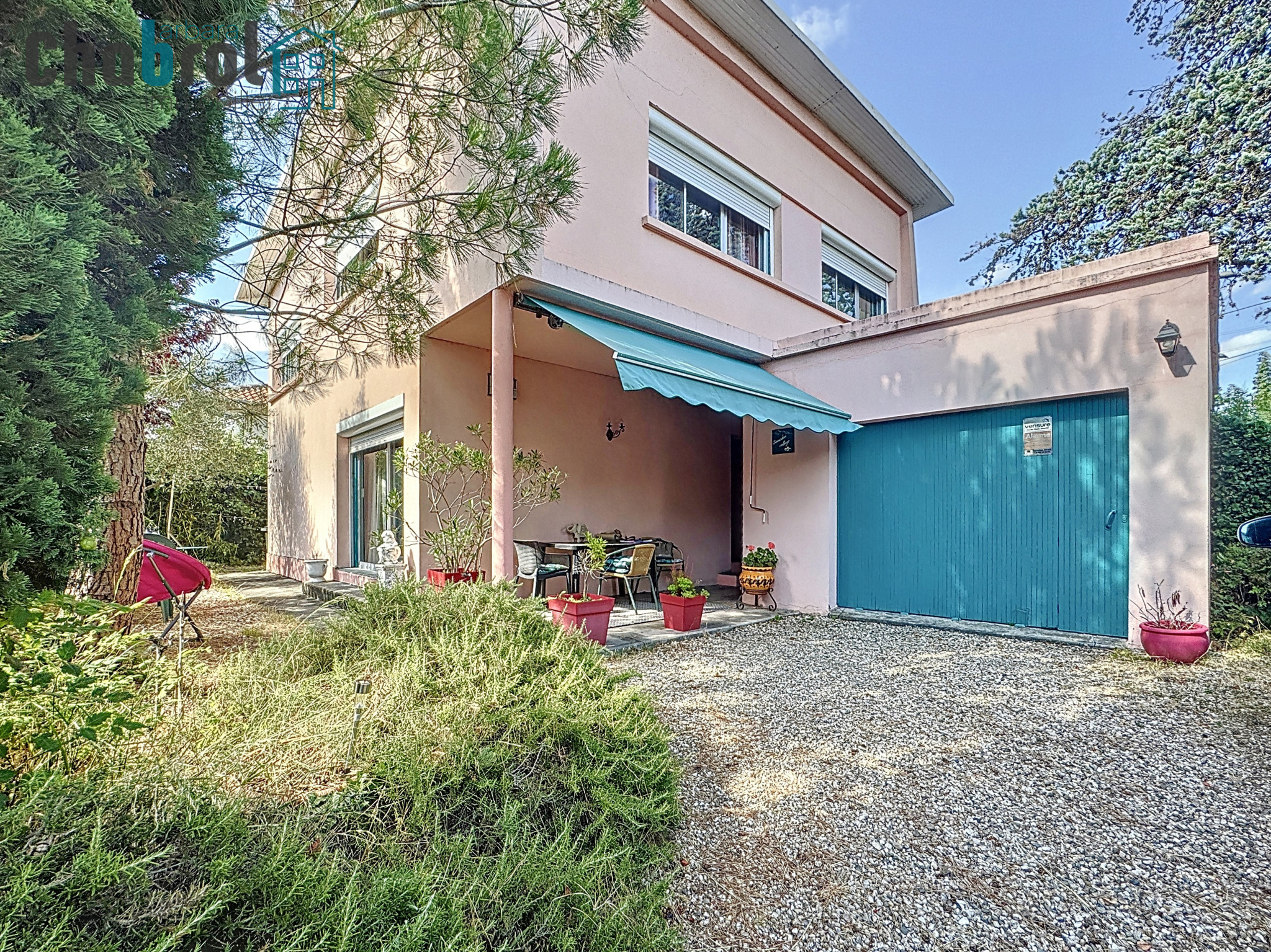 Agence immobilière de CHABROL IMMOBILIER