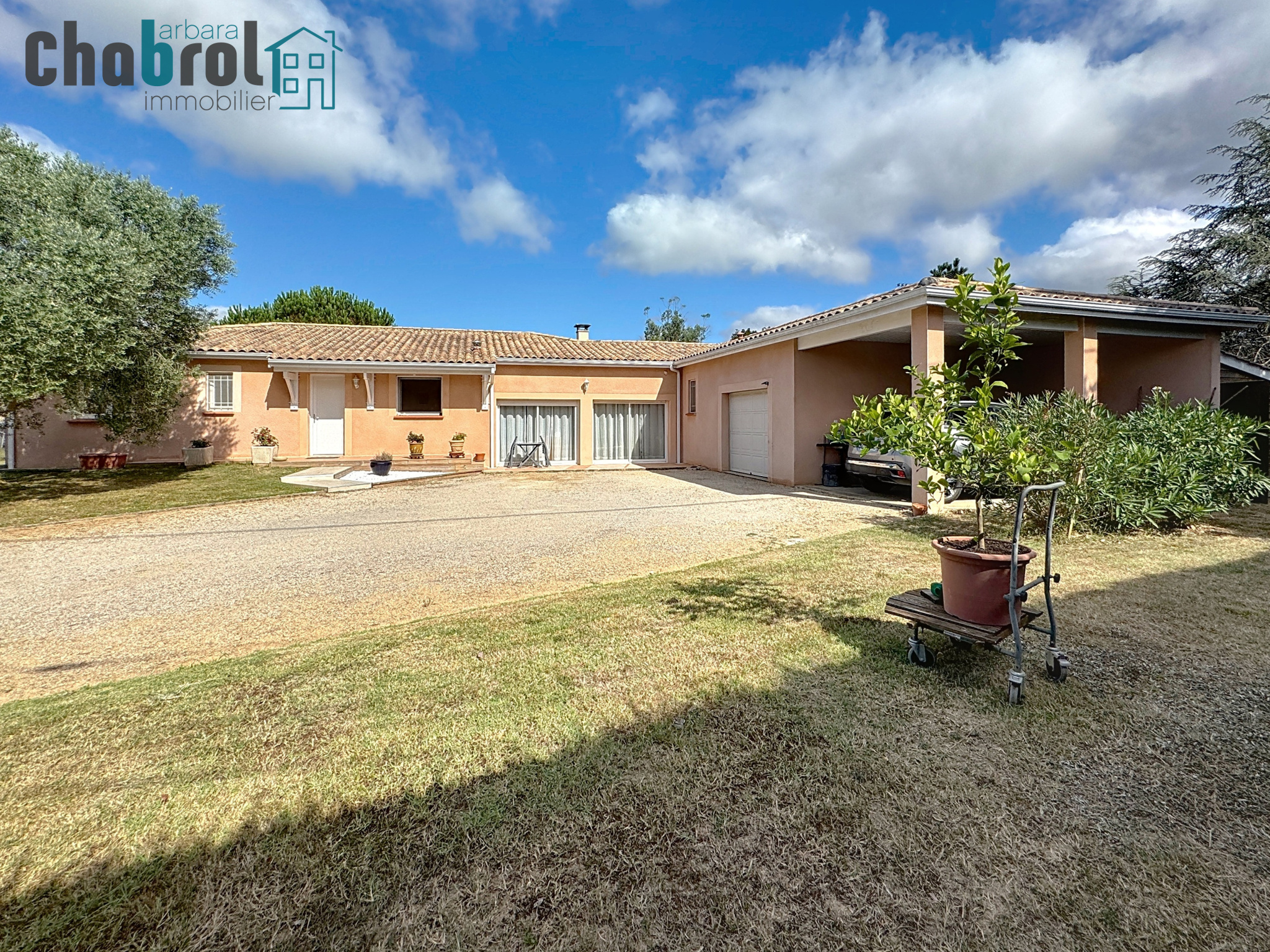 Agence immobilière de CHABROL IMMOBILIER